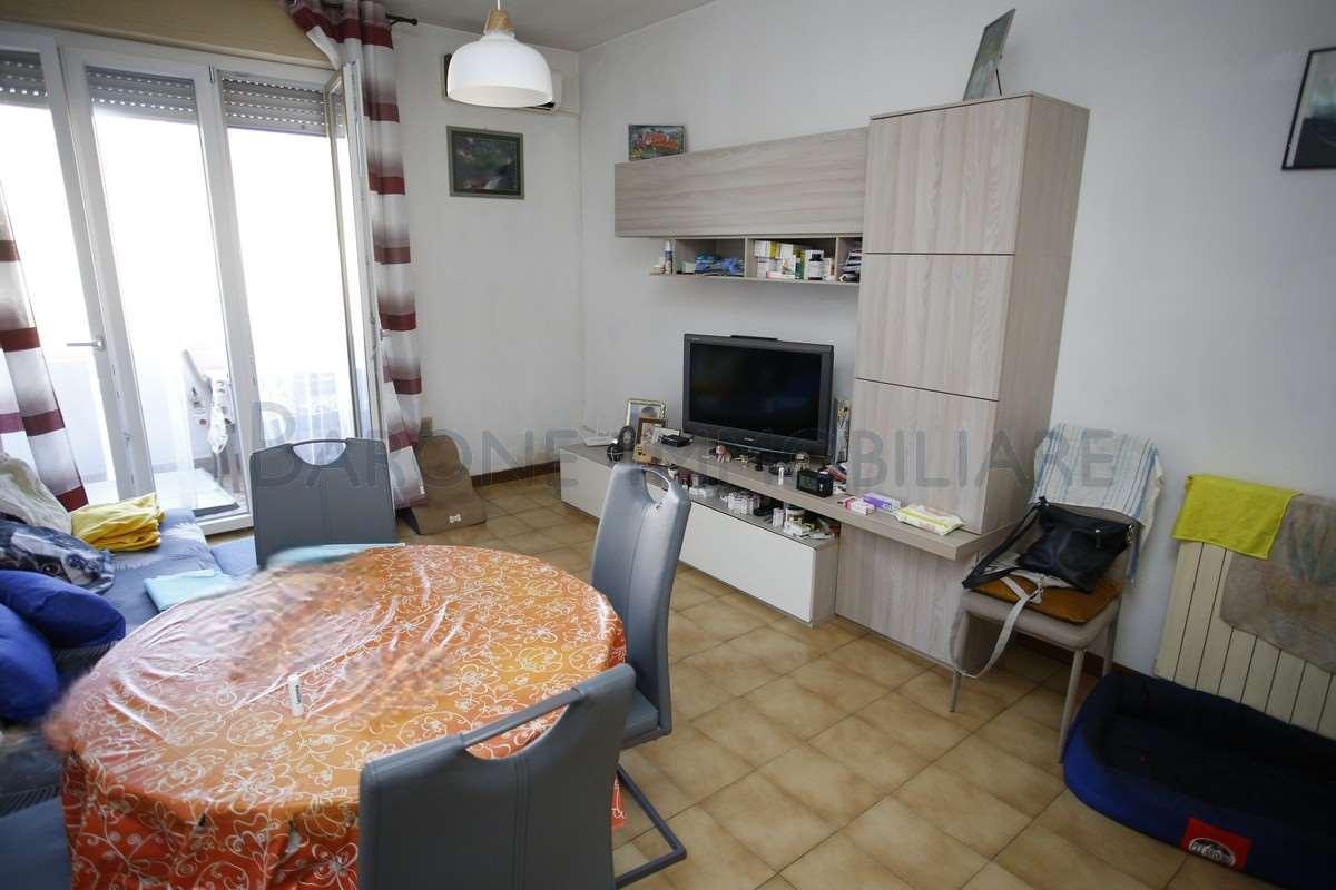 appartamento in vendita a Massa in zona Centro Storico