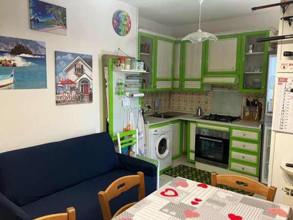 appartamento in vendita a Massa in zona Marina di Massa