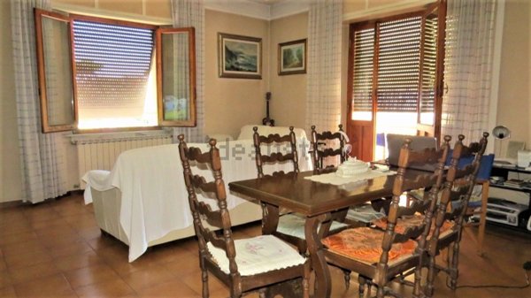 appartamento in vendita a Massa in zona Marina di Massa