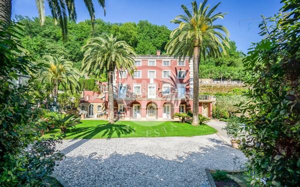 casa indipendente in vendita a Massa in zona Antona