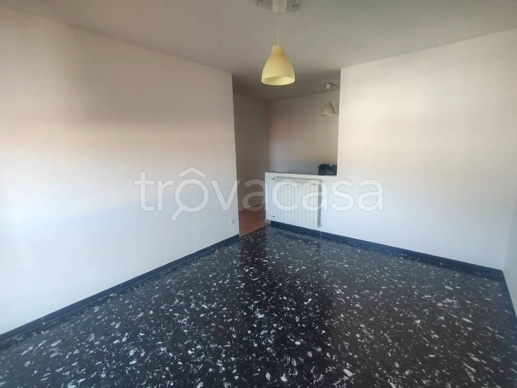 appartamento in vendita a Massa in zona Centro Storico