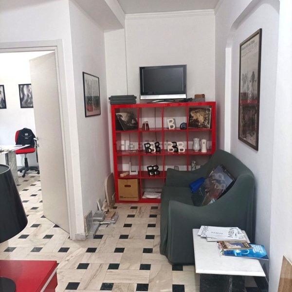 appartamento in vendita a Massa in zona Centro Storico