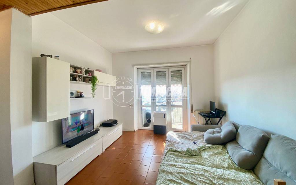 appartamento in vendita a Massa in zona Quercioli