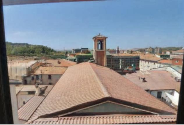 appartamento in vendita a Massa in zona Centro Storico