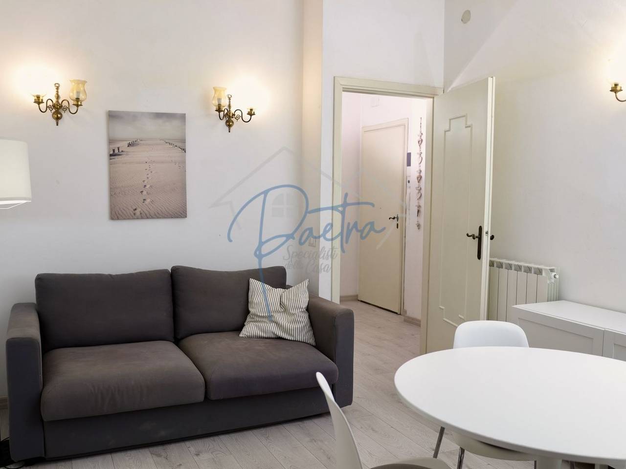 appartamento in vendita a Massa in zona Marina dei Ronchi