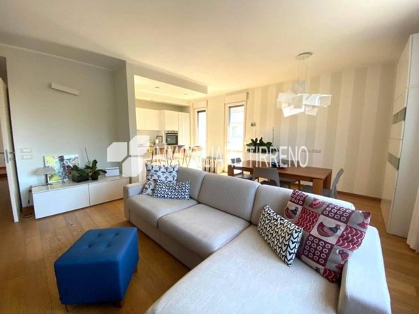 appartamento in vendita a Massa in zona Marina dei Ronchi