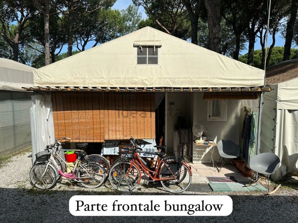 bungalow in vendita a Massa in zona Marina di Massa