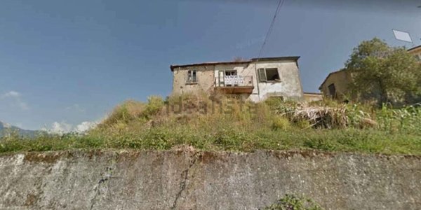 casale in vendita a Massa