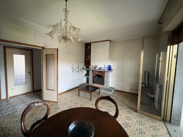 appartamento in vendita a Massa in zona Centro Storico