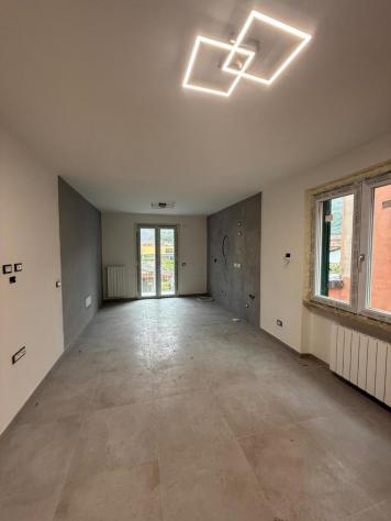 appartamento in vendita a Massa in zona Borgo del Ponte