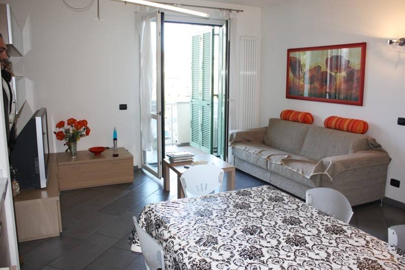 appartamento in vendita a Massa in zona Marina di Massa