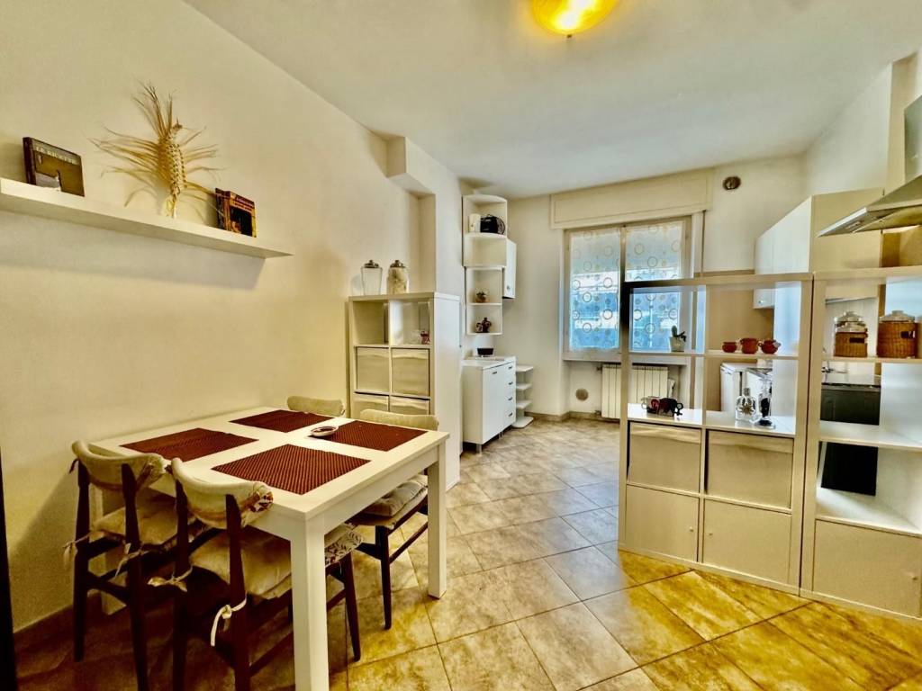 appartamento in vendita a Massa in zona Centro Storico