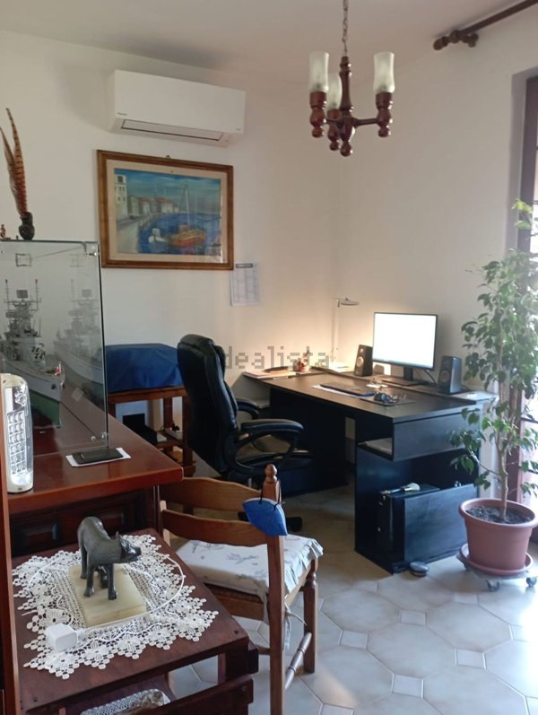 appartamento in vendita a Massa in zona Quercioli