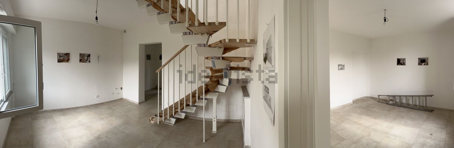 casa indipendente in vendita a Massa