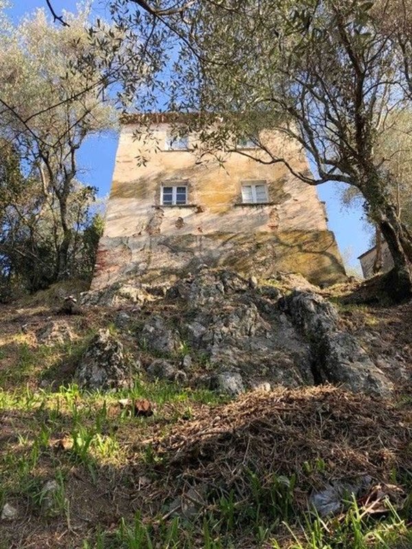 appartamento in vendita a Massa