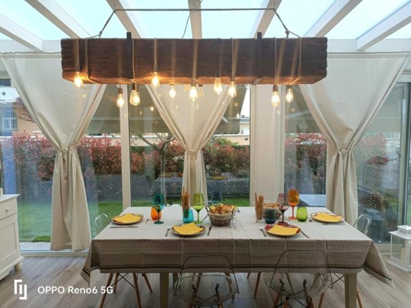 casa indipendente in vendita a Massa in zona Marina di Massa