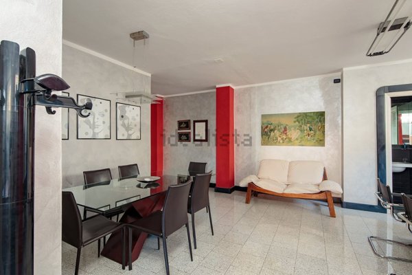 ufficio in vendita a Massa