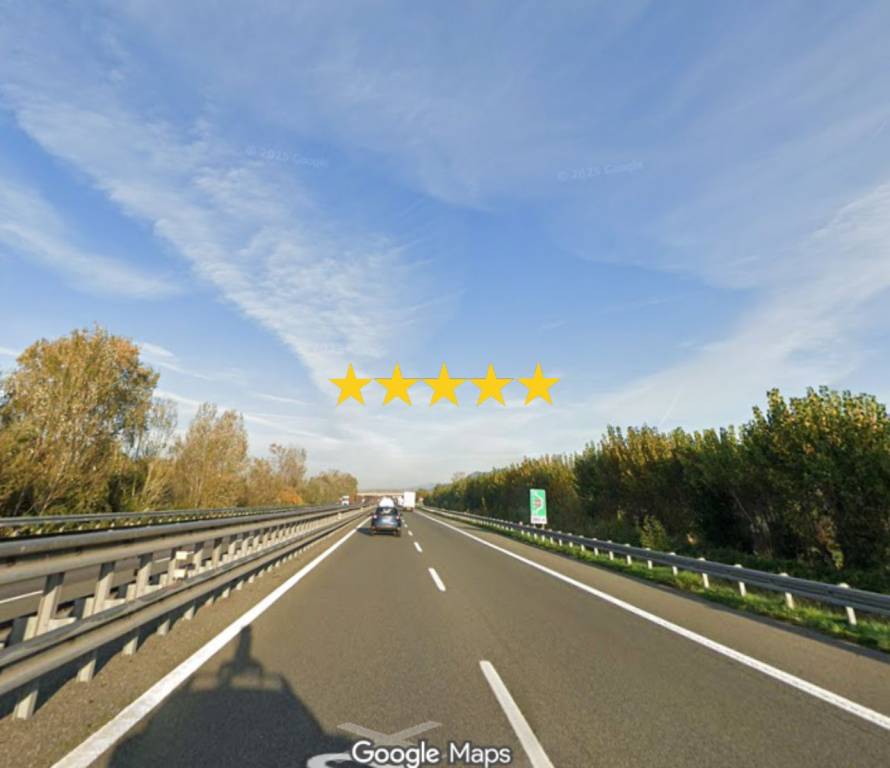 appartamento in vendita a Massa in zona Centro Storico