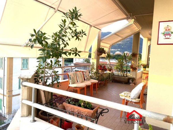 appartamento in vendita a Massa in zona Centro Storico