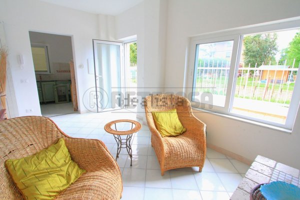 casa indipendente in vendita a Massa in zona Marina di Massa