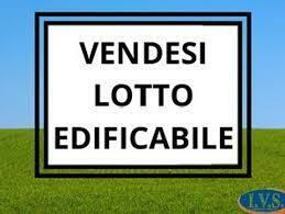 terreno edificabile in vendita a Massa