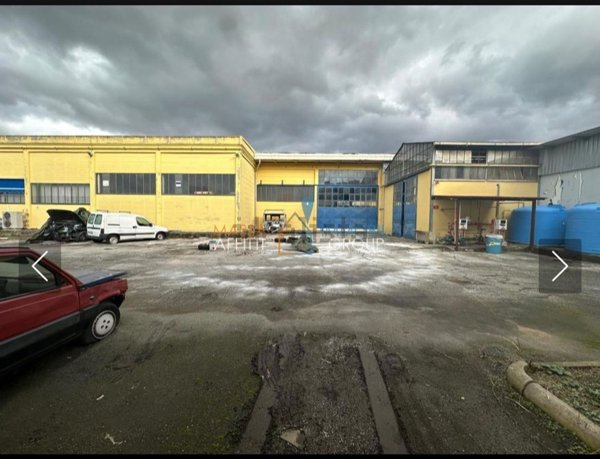 capannone in vendita a Massa in zona Romagnano