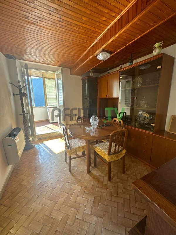 casa indipendente in vendita a Massa in zona Altagnana