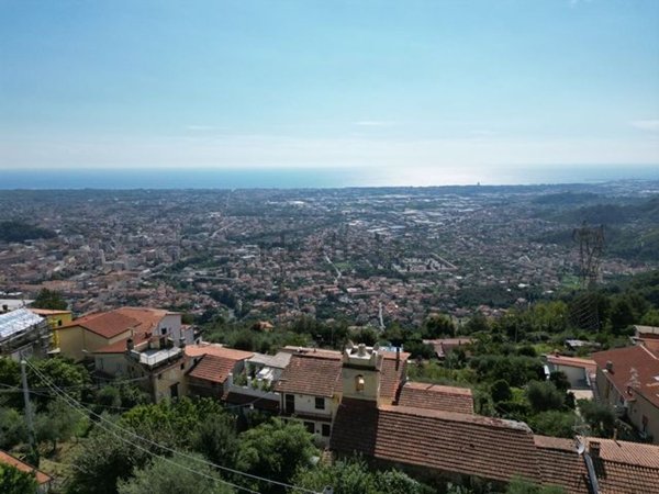 appartamento in vendita a Massa