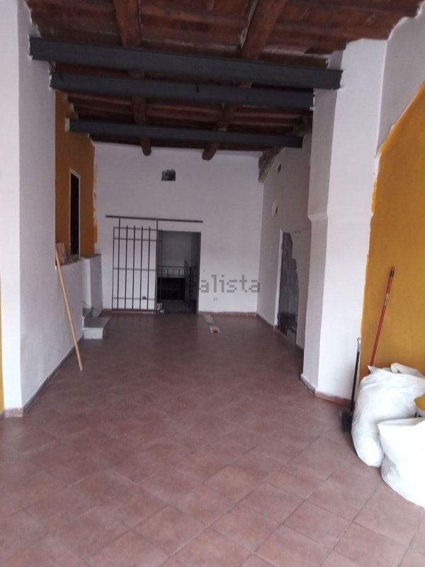 trivano in vendita a Massa