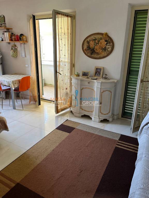 appartamento in vendita a Massa in zona Marina di Massa