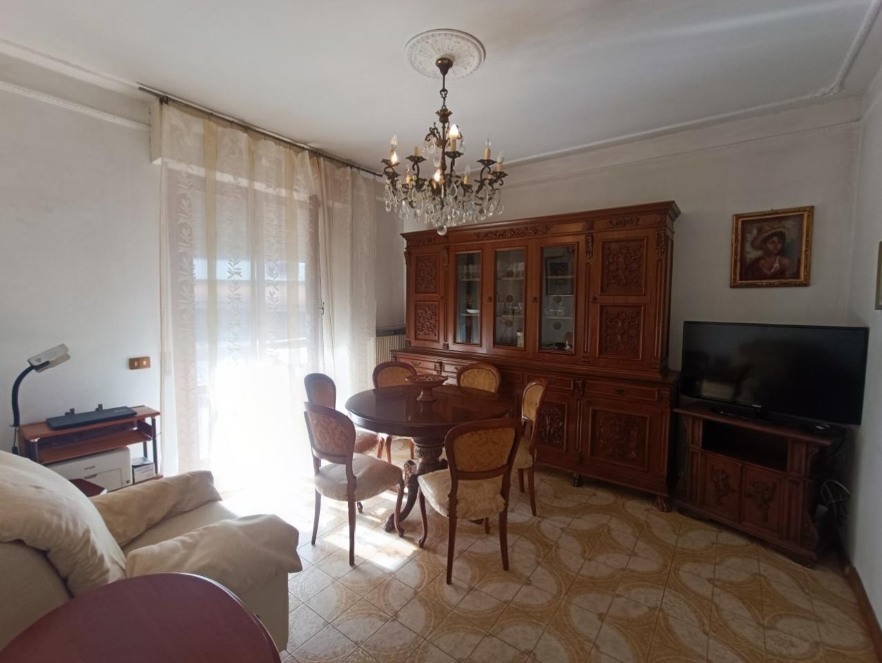 appartamento in vendita a Massa in zona Centro Storico