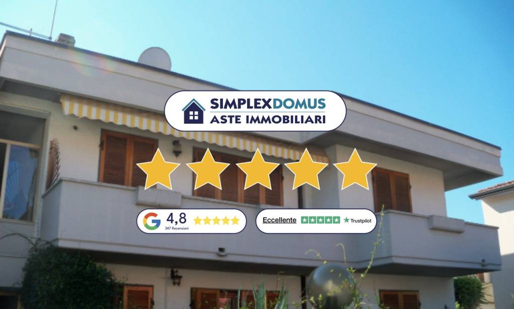 appartamento in vendita a Massa in zona Centro Storico