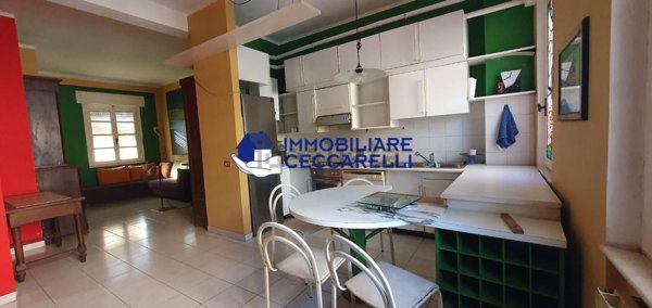 appartamento in vendita a Massa in zona Marina di Massa