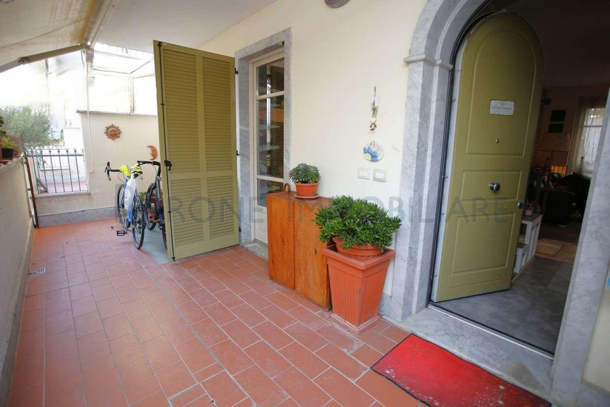 appartamento in vendita a Massa