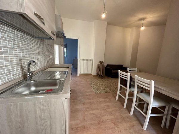 appartamento in vendita a Massa in zona Centro Storico