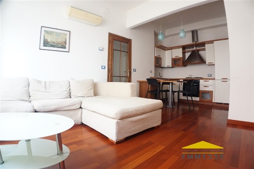 appartamento in vendita a Massa in zona Centro Storico