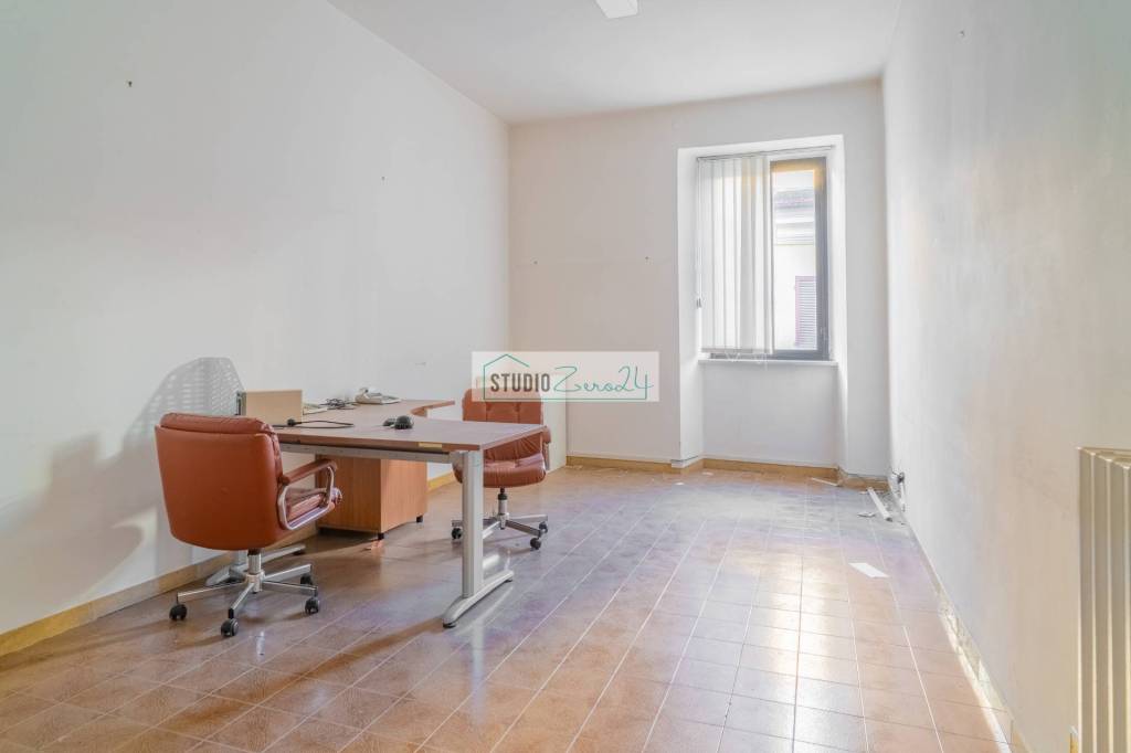 appartamento in vendita a Massa in zona Centro Storico