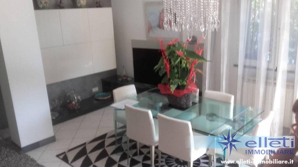 appartamento in vendita a Massa in zona Centro Storico