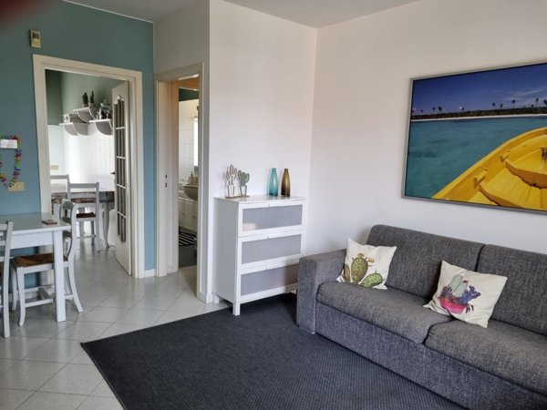 appartamento in vendita a Massa in zona Marina di Massa