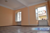 appartamento in vendita a Massa in zona Centro Storico