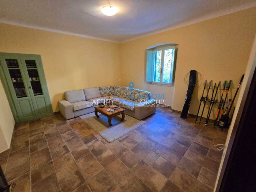 casa indipendente in vendita a Massa in zona Canevara