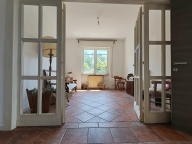 appartamento in vendita a Massa in zona Castagnola