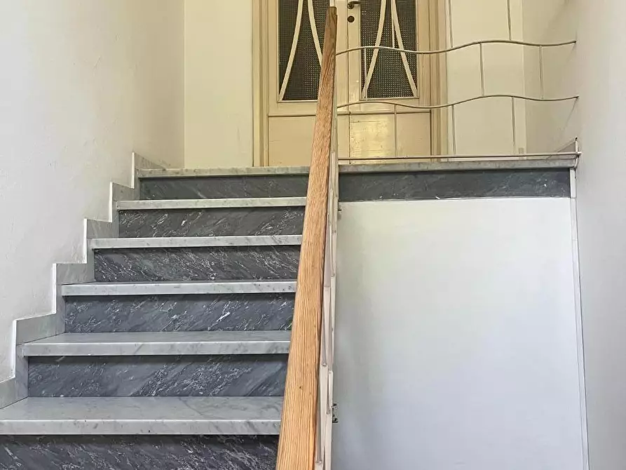 appartamento in vendita a Massa in zona Marina di Massa