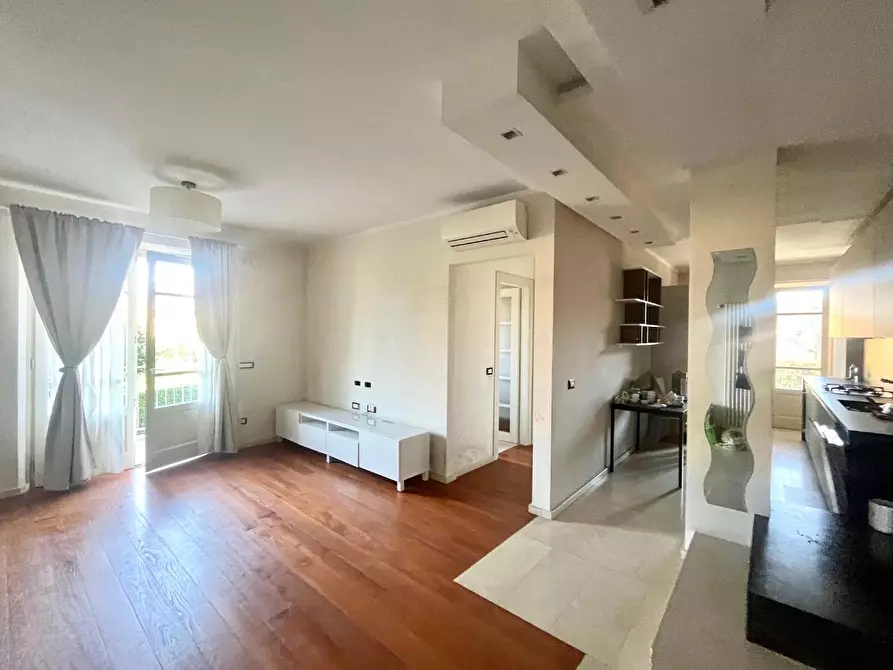 appartamento in vendita a Massa in zona Marina di Massa