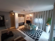 appartamento in vendita a Massa in zona Centro Storico