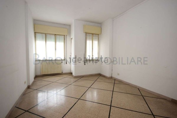 appartamento in vendita a Massa in zona Centro Storico