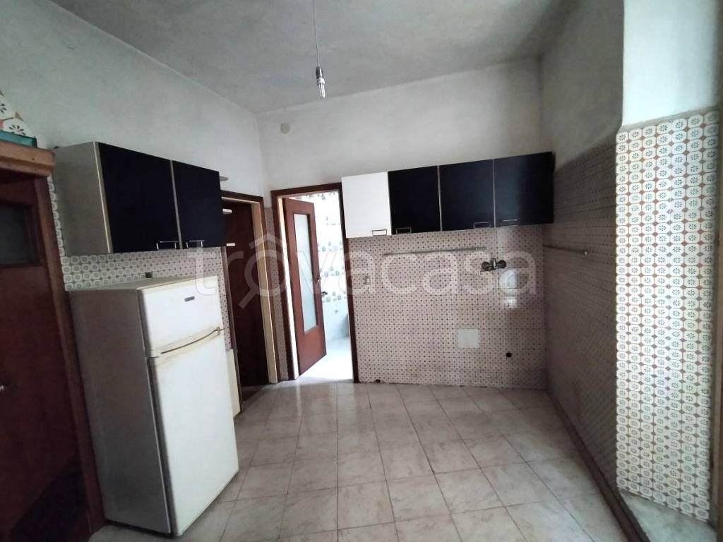 appartamento in vendita a Massa in zona Centro Storico