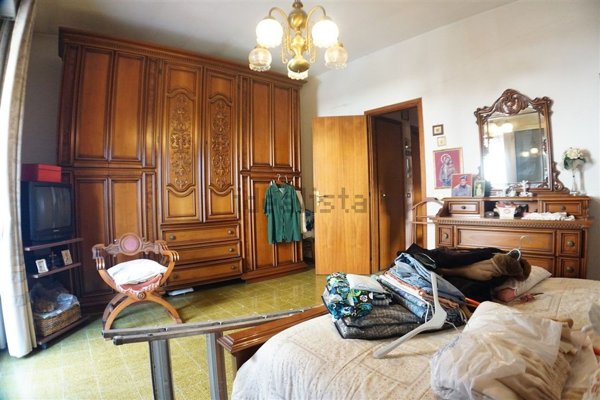 casa indipendente in vendita a Massa