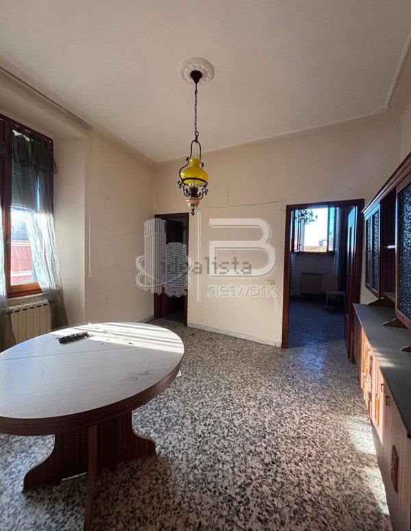 appartamento in vendita a Massa in zona Centro Storico