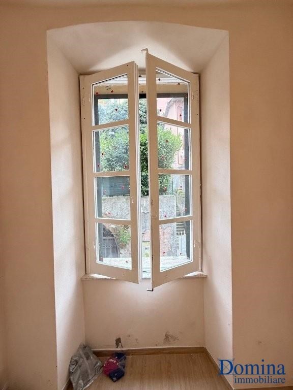 appartamento in vendita a Massa in zona Centro Storico